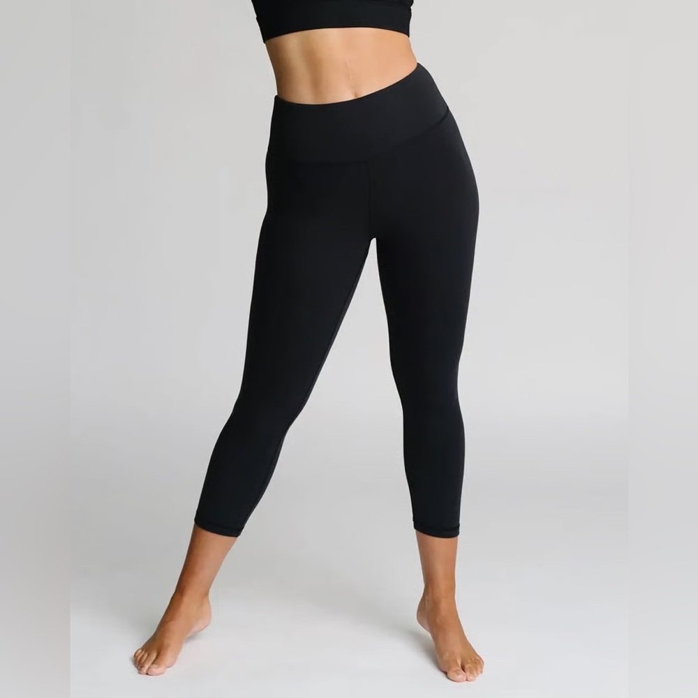 Zyia Black Leggings